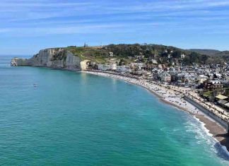 Étretat : combien de temps prévoir pour visiter les falaises ? étretat